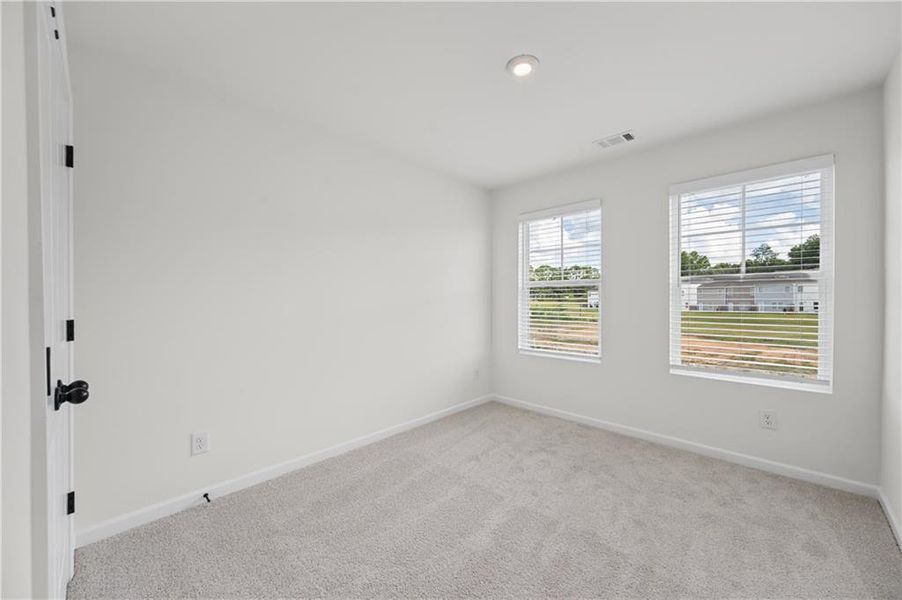 Spacious, unfurnished interior of a new home in Village Green, Adairsville (Image 15).