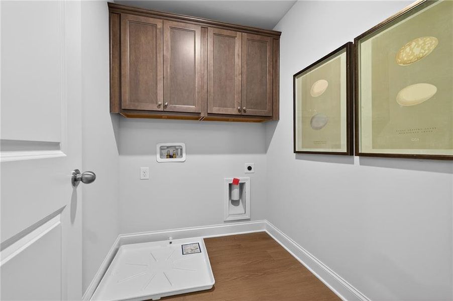 Furnished interior view inside a new home in , Suwanee (Image 5).