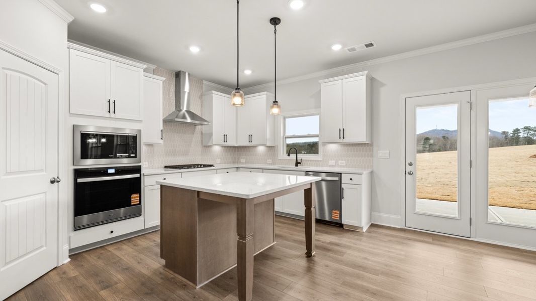Representative furnished interior of a home built from the Grayson by D.R. Horton in Thalley Creek Estates, Cumming (Image 6). Representative furnished interior of a home built from the Grayson by D.R. Horton in Thalley Creek Estates, Cumming (Image 6).