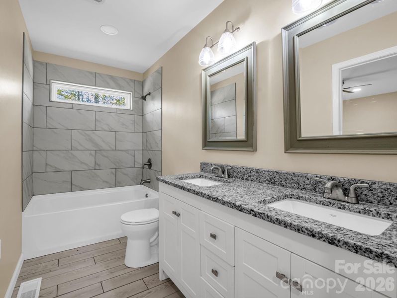 Furnished interior view inside a new home in , Bostic (Image 6).