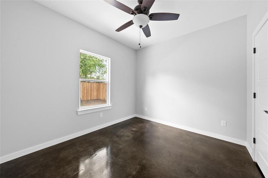 Spacious, unfurnished interior of a new home in , Gatesville (Image 17).