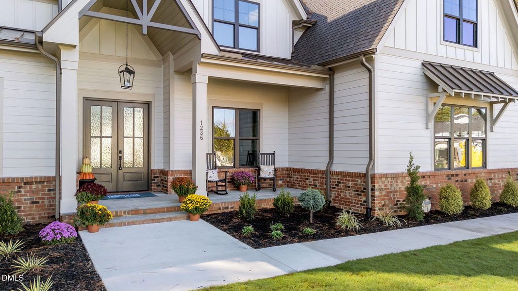 13-web-or-mls-DJI_20251006105346_0235_D 13-web-or-mls-DJI_20251006105346_0235_D