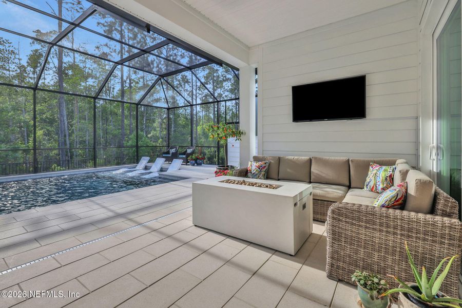 Exterior details and patio area of a home in Settler's Landing at Nocatee, Ponte Vedra (Image 37).