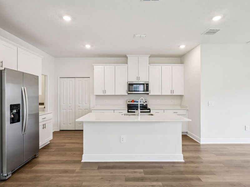 Furnished interior view inside a new home in Cyrene at Minneola, Minneola (Image 5).