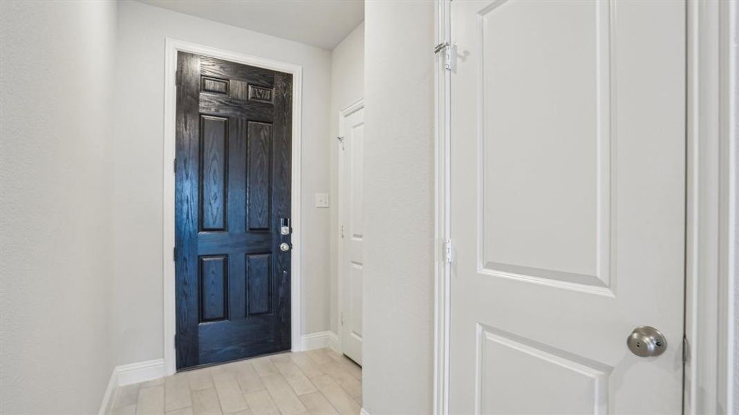 Spacious, unfurnished interior of a new home in Venetian, Weston (Image 20).