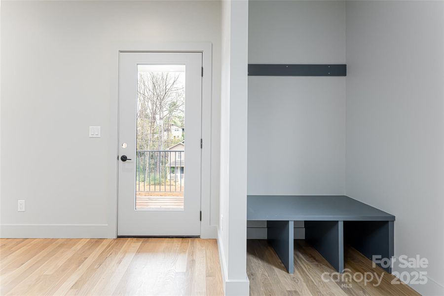 Photo of Similar Construction Photo of Similar Construction