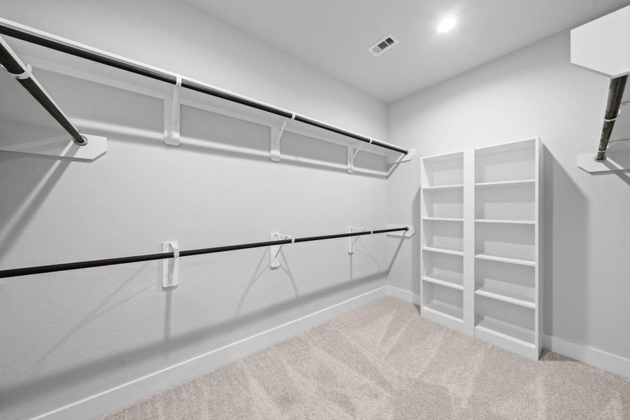 Spacious, unfurnished interior of a new home in Beacon Hill, Waller (Image 7).