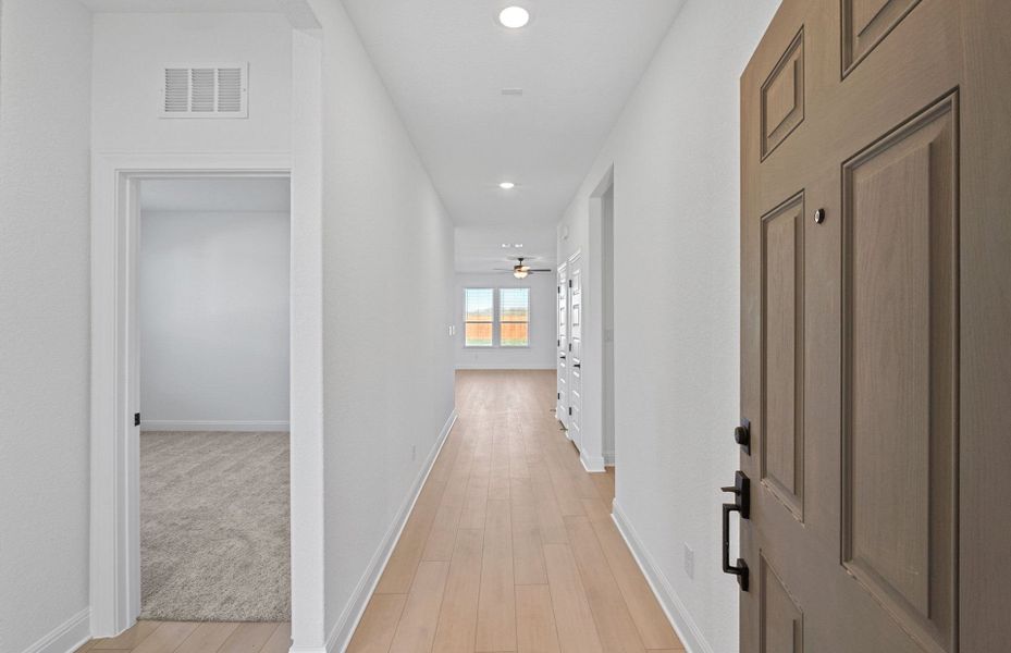 Spacious, unfurnished interior of a new home in Lagos, Manor (Image 12).