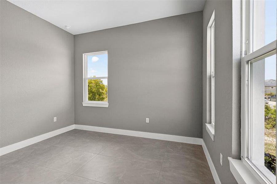Spacious, unfurnished interior of a new home in , Port Charlotte (Image 61).