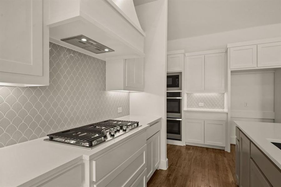 Furnished interior view inside a new home in Highland Oaks, Boyd (Image 8).