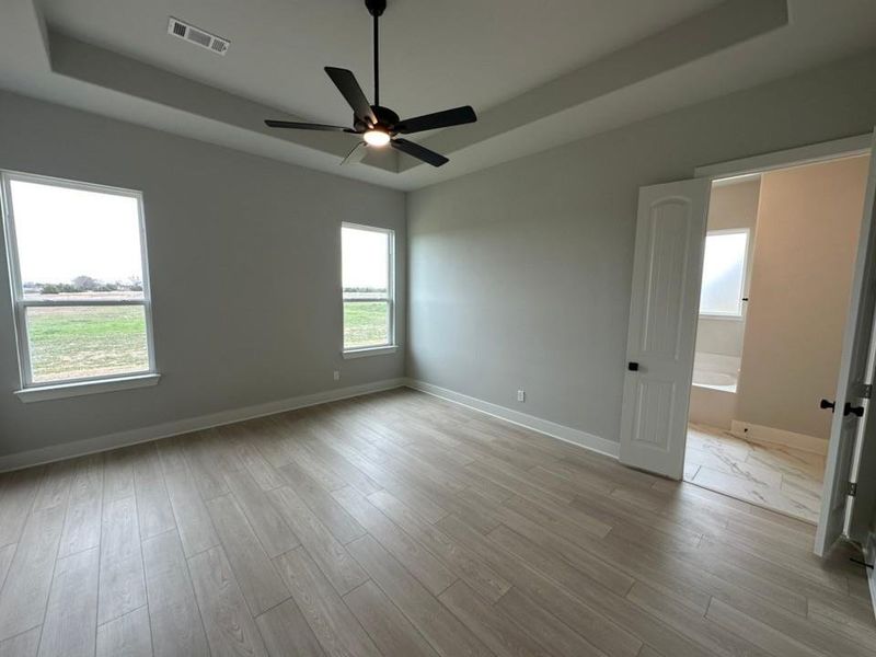 Spacious, unfurnished interior of a new home in Fannin Ranch, Leonard (Image 20).