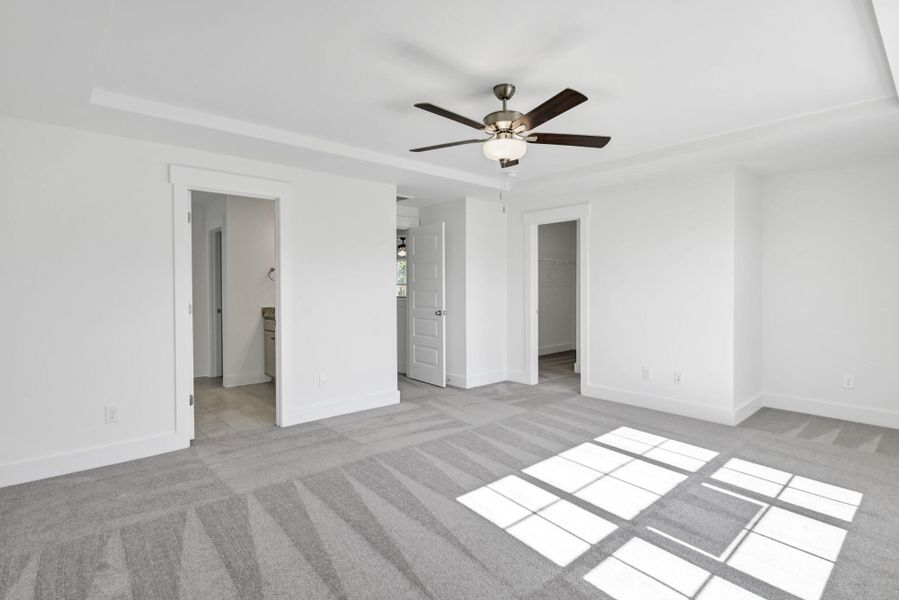 Spacious, unfurnished interior of a new home in Ashton Lakes, Lexington (Image 35).