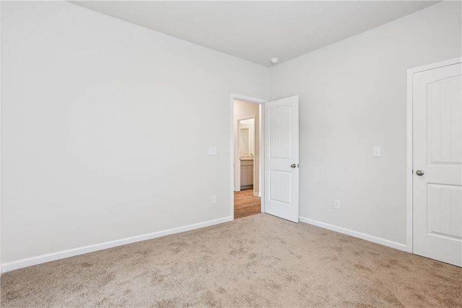 Spacious, unfurnished interior of a new home in Conner Springs, Social Circle (Image 23).