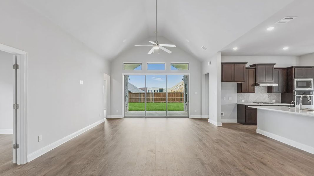 Spacious, unfurnished interior of a new home in Silo Mills, Joshua (Image 16). Spacious, unfurnished interior of a new home in Silo Mills, Joshua (Image 16).