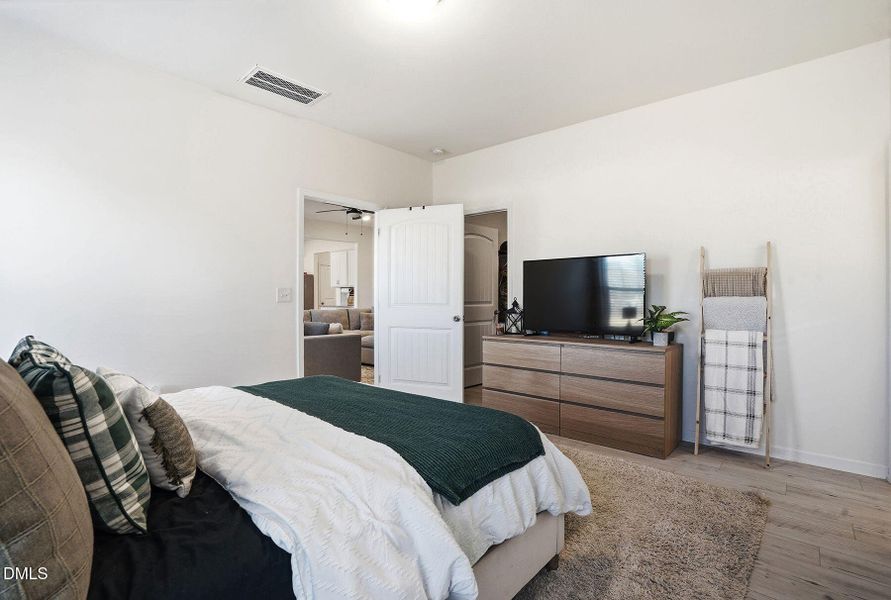 18-web-or-mls-94 Bonnie Girl Cr-64 18-web-or-mls-94 Bonnie Girl Cr-64