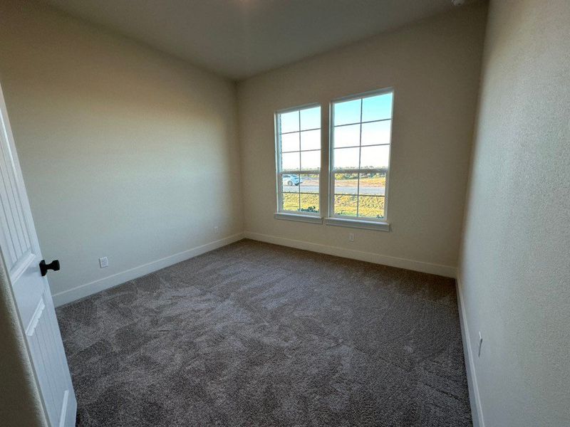Spacious, unfurnished interior of a new home in Eagle Ridge Estates, Weatherford (Image 14).