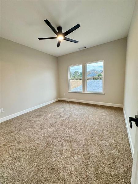 Spacious, unfurnished interior of a new home in , Gainesville (Image 14).
