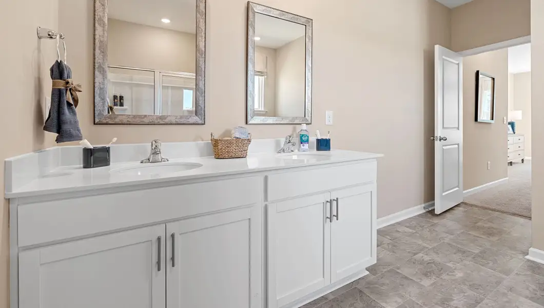 Furnished interior view inside a new home in Woodglen, Piedmont (Image 22).