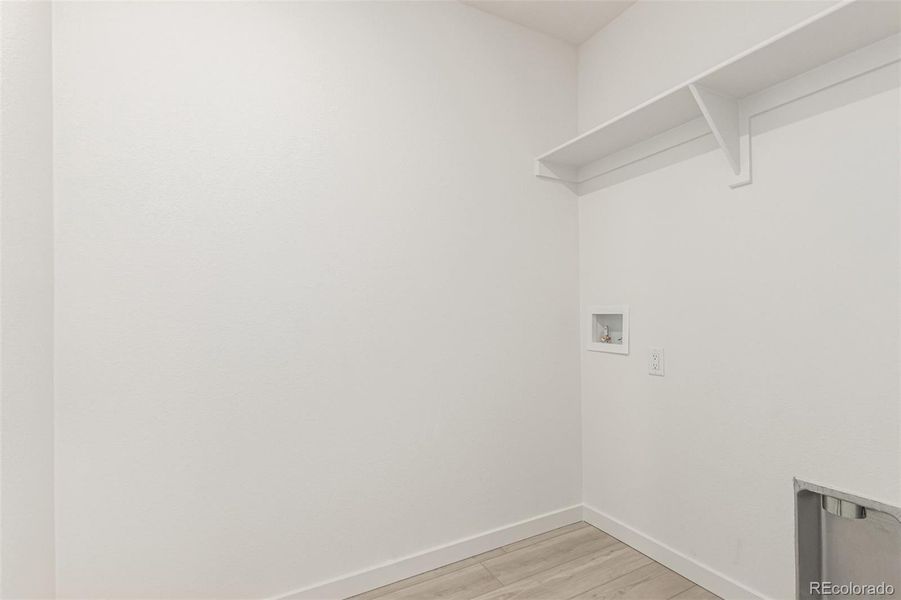 Spacious, unfurnished interior of a new home in Victory Ridge, Colorado Springs (Image 21).