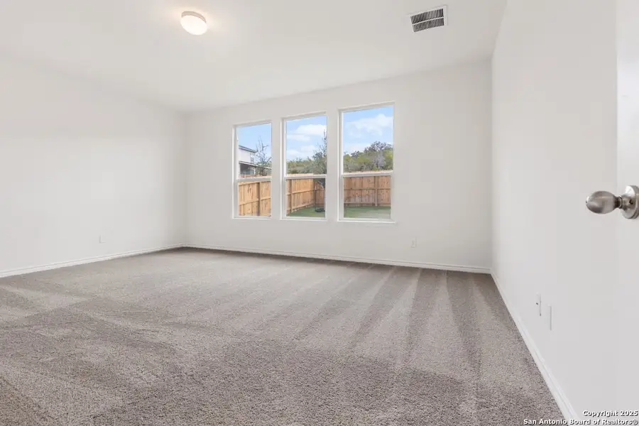 Spacious, unfurnished interior of a new home in Hidden Bluffs at TRP, San Antonio (Image 8). Spacious, unfurnished interior of a new home in Hidden Bluffs at TRP, San Antonio (Image 8).