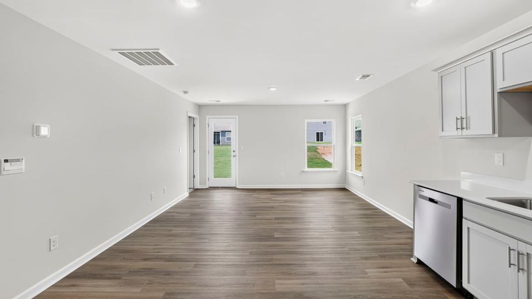 Spacious, unfurnished interior of a new home in Cedar Gap, Fountain Inn (Image 25). Spacious, unfurnished interior of a new home in Cedar Gap, Fountain Inn (Image 25).