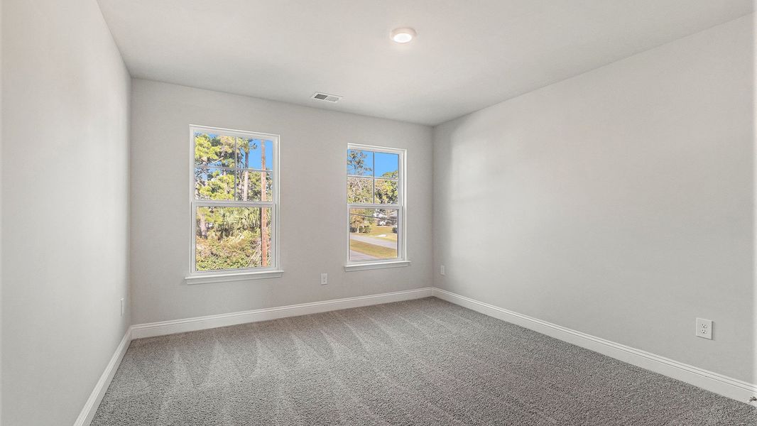 Spacious, unfurnished interior of a new home in Eden Springs, Longs (Image 17).