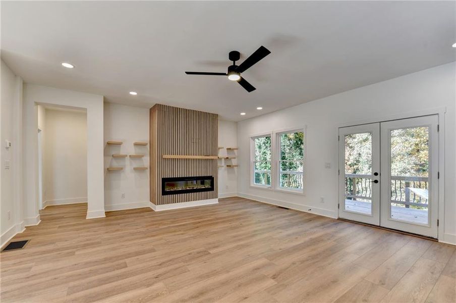 Spacious, unfurnished interior of a new home in , Sugar Hill (Image 25).