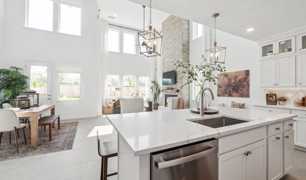 Spacious kitchen island overlooking dining area & great room Spacious kitchen island overlooking dining area & great room