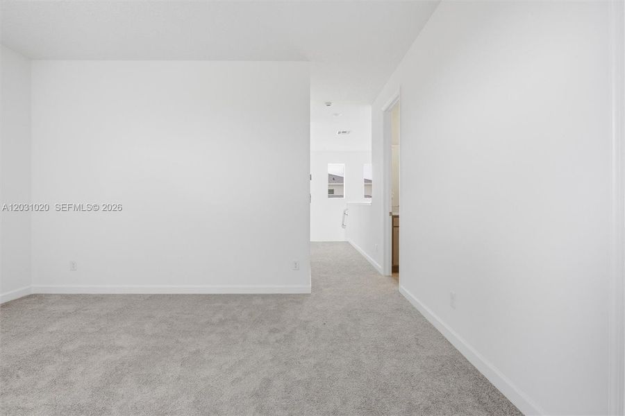 Spacious, unfurnished interior of a new home in Arden, Loxahatchee (Image 47).