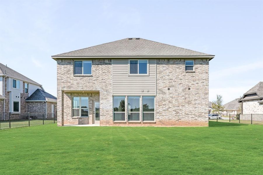 Front exterior of a new home in Abe's Landing, Granbury, TX, highlighting curb appeal (Image 24). Front exterior of a new home in Abe's Landing, Granbury, TX, highlighting curb appeal (Image 24).