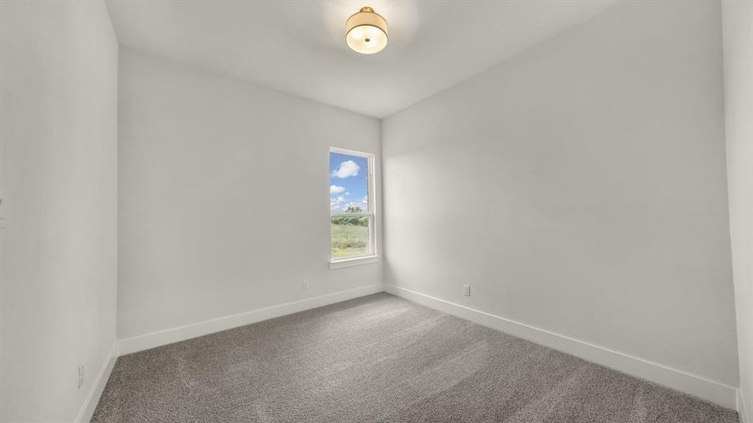 Spacious, unfurnished interior of a new home in Woodland Lakes Estates, Weatherford (Image 26).