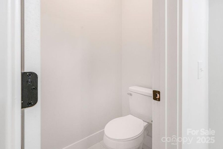 Image 21 of a home in .