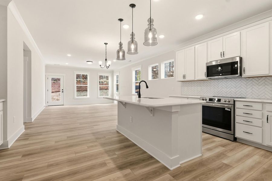 Furnished interior view inside a new home in Harbor Crossing, Greensboro (Image 10).
