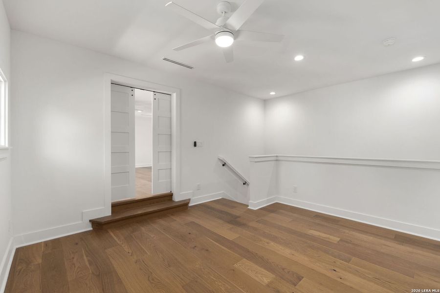 Spacious, unfurnished interior of a new home in , San Antonio (Image 36).