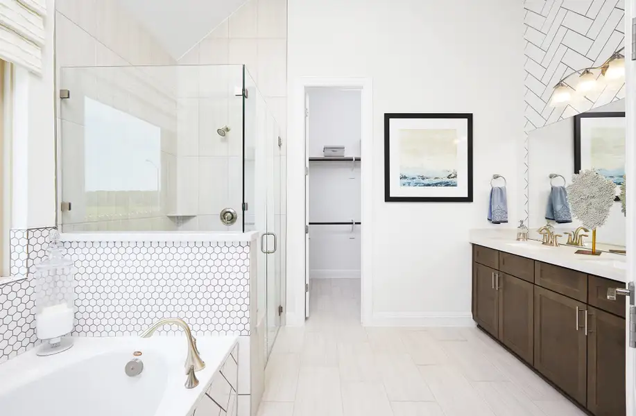 Representative furnished interior of a home built from the Premier Series - Palm by Brightland Homes in Anthem, Kyle (Image 17). Representative furnished interior of a home built from the Premier Series - Palm by Brightland Homes in Anthem, Kyle (Image 17).