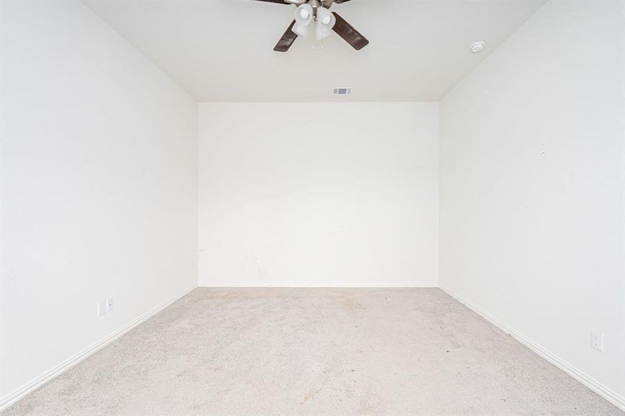 Spacious, unfurnished interior of a new home in Woodstone, Providence Village (Image 10).