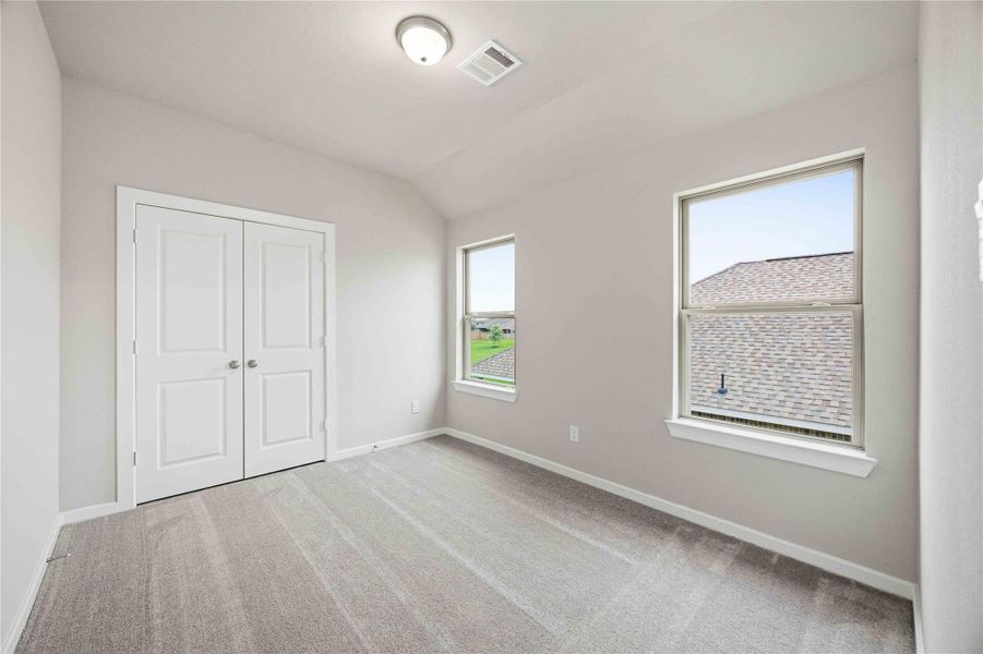 Spacious, unfurnished interior of a new home in , La Marque (Image 17).