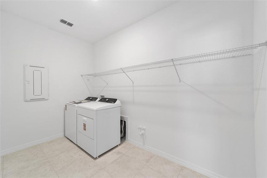 Image 53 of a home in Calesa Township.