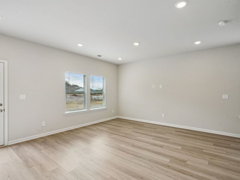Spacious, unfurnished interior of a new home in Avalon - Reserve Series, Conyers (Image 12).