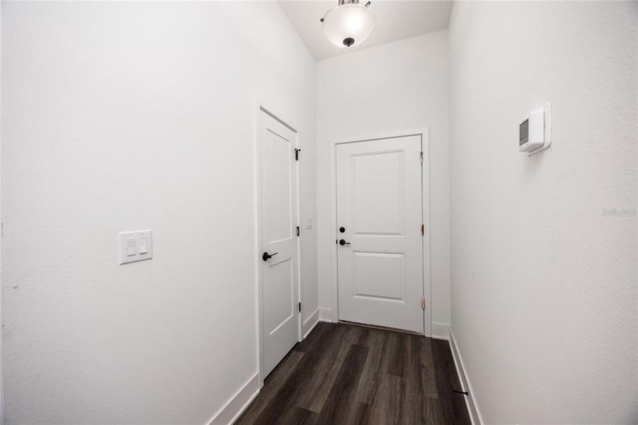 Spacious, unfurnished interior of a new home in Kirkland Farms, Alachua (Image 12).