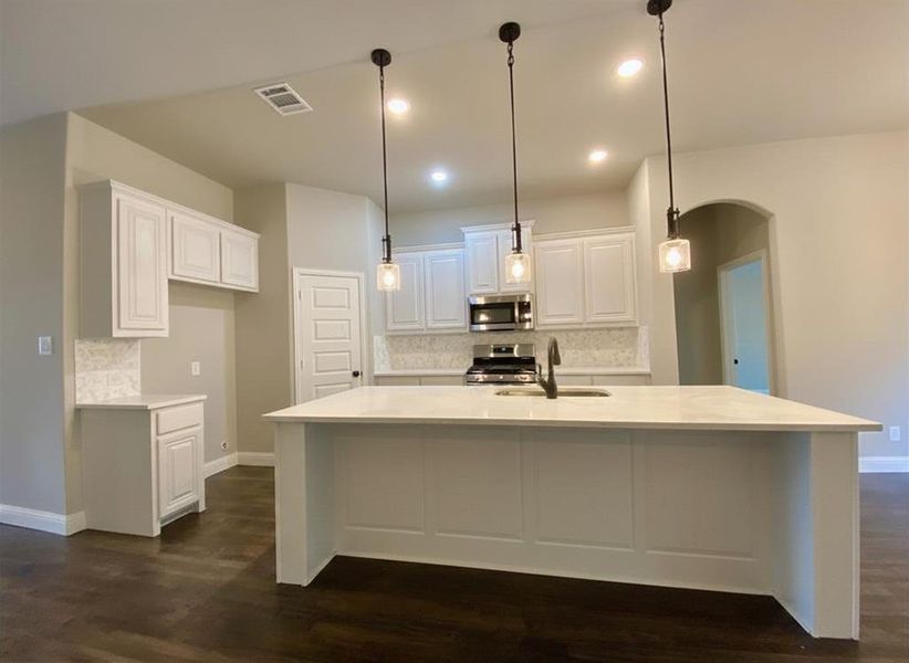 Furnished interior view inside a new home in , Crandall (Image 8).