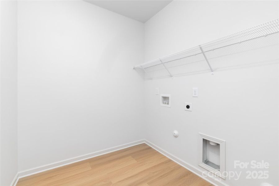 Image 28 of a home in .