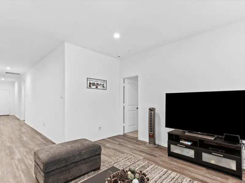 Image 39 of a home in .