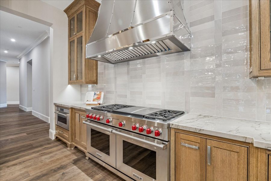 FREESTANDING WOLF RANGE