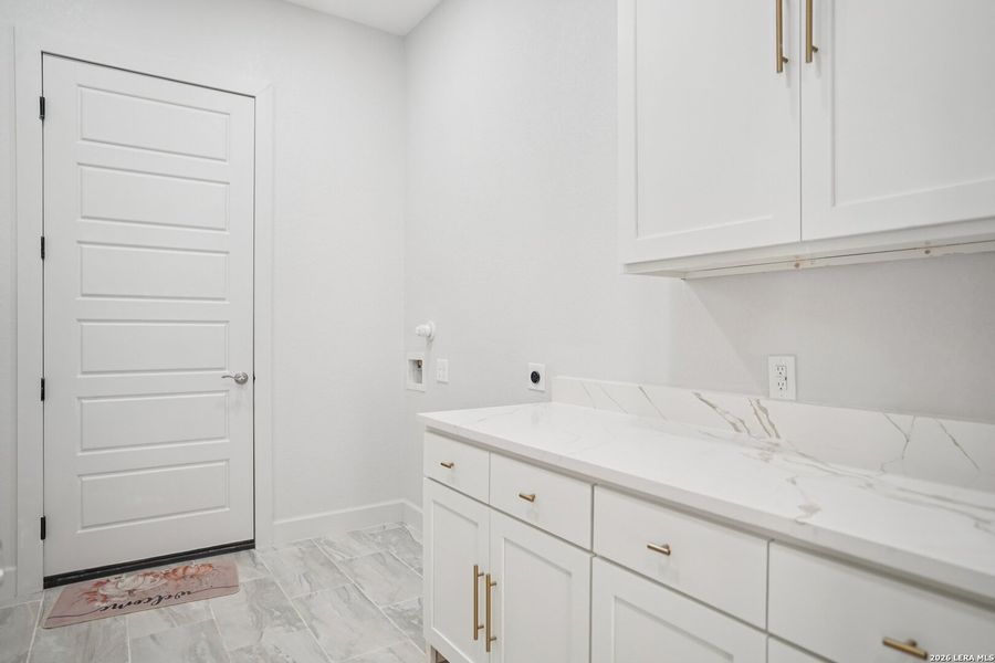Furnished interior view inside a new home in , San Antonio (Image 6).
