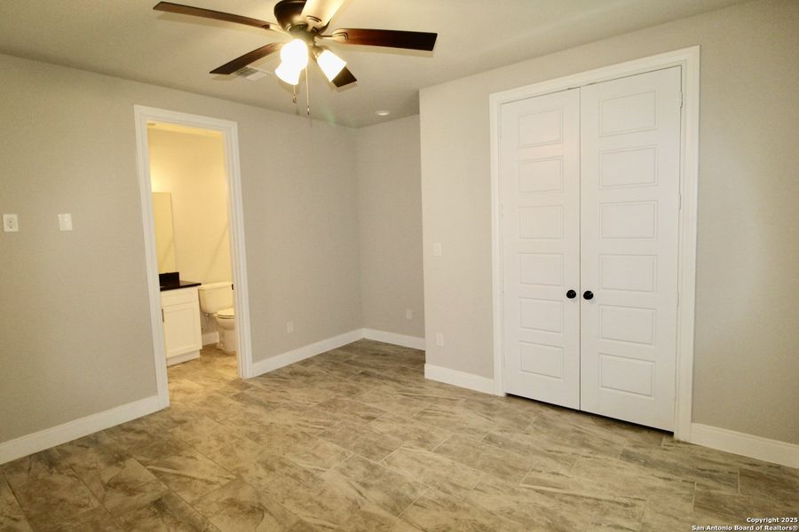 Spacious, unfurnished interior of a new home in , Lytle (Image 32).