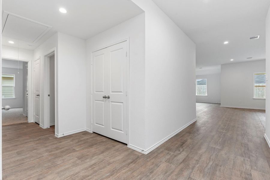 Spacious, unfurnished interior of a new home in Blue Heron Estates, Beasley (Image 39). Spacious, unfurnished interior of a new home in Blue Heron Estates, Beasley (Image 39).