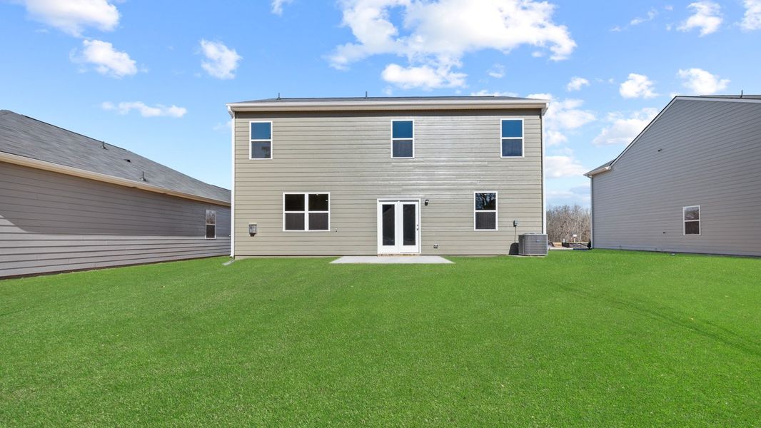 Representative exterior details of a home built from the Flora by D.R. Horton in Poplar Preserve, Newnan (Image 2).