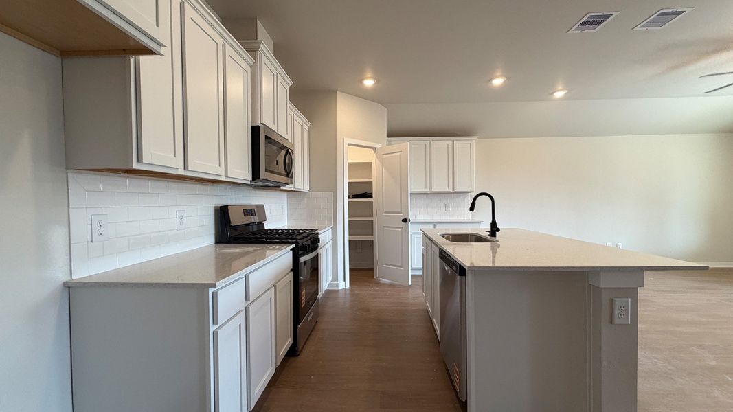Furnished interior view inside a new home in The Lakes Northwest, Corpus Christi (Image 5). Furnished interior view inside a new home in The Lakes Northwest, Corpus Christi (Image 5).