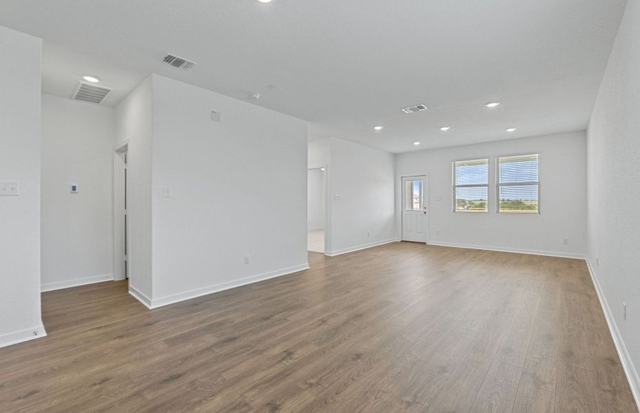 Spacious, unfurnished interior of a new home in Sonterra, Jarrell (Image 32). Spacious, unfurnished interior of a new home in Sonterra, Jarrell (Image 32).
